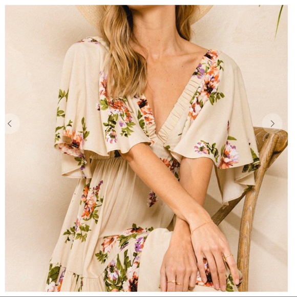 16 Most Fabulous Boho Chic Floral Flutter Sleeve V Neck Long Tier Maxi Dress - Picture 4 of 5